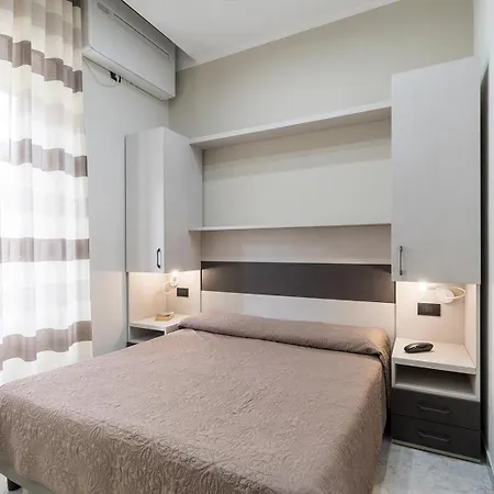 Roma 3* مارينا دي ماسا