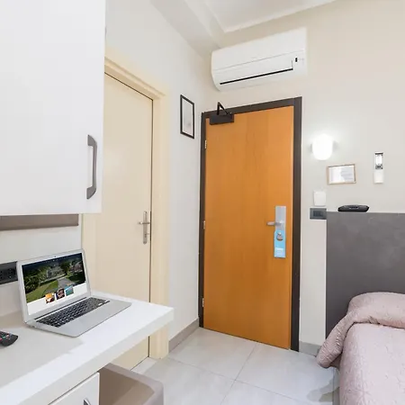 Roma Hotel